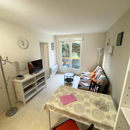 Le Champenois, Et Calme * 메르빌프랑세빌플라쥐